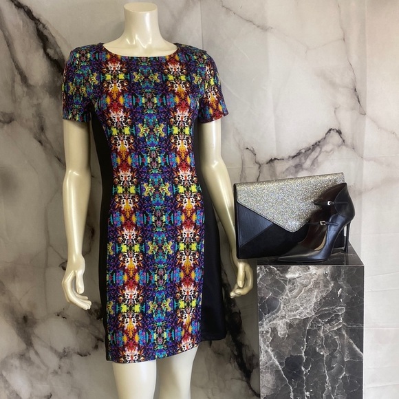 Multicolored abstract print dress - Picture 1 of 5